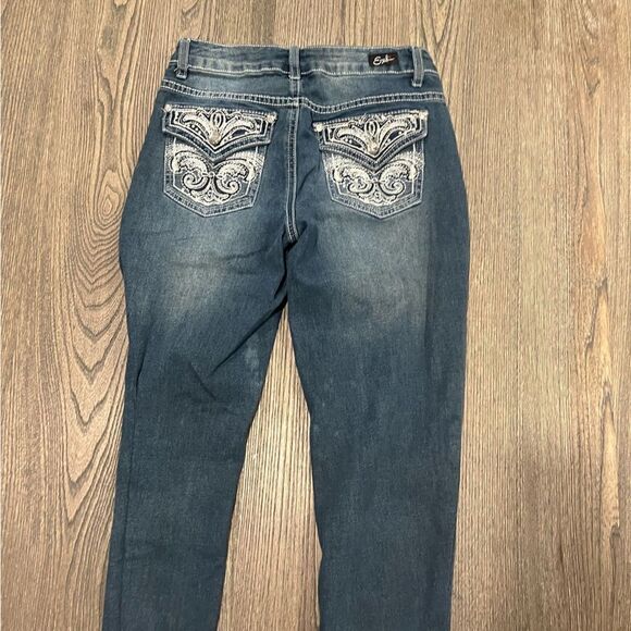 Earl Jean Slim Boot Dark Wash Faded Embroidered Jeans Size 4 Petite - Picture 10 of 11